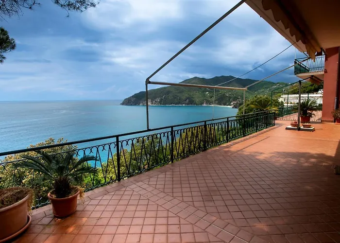 080 - La Villa Storica Il Vigneto 45B, Terrazza Sul Mare - Parcheggio Privato Gratis